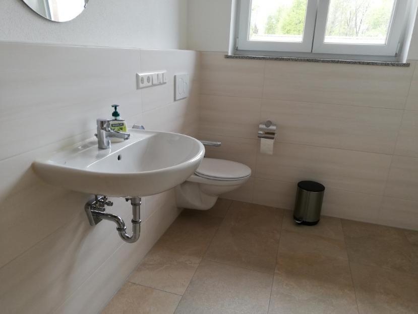 Ferienwohnungen Weishaupt, Pfingstweider Str. 30 Meckenbeuren Exteriör bild